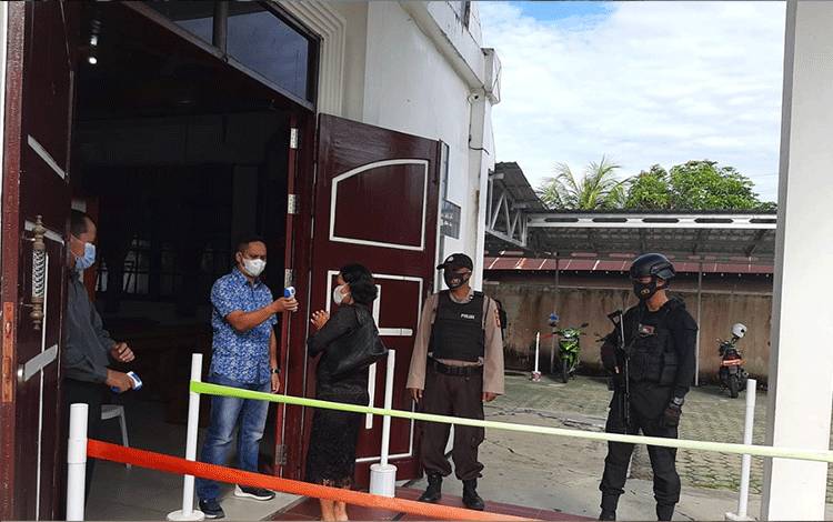 Polsek Seruyan Hilir Imbau Para Jemaat Taati Protokol Kesehatan