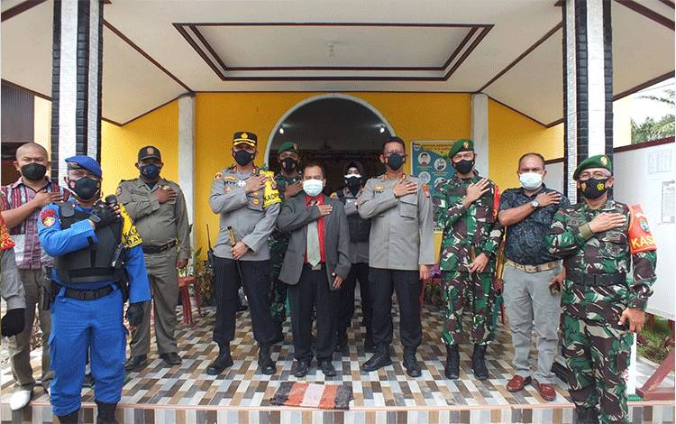 Pantau Pengamanan Gereja, Dandim Pangkalan Bun Ingatkan Personel Selalu Siaga