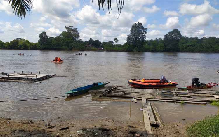 Basarnas Sampit dan Ditpolairud Polda Kalteng Ikut Bantu Cari Korban Tenggelam di Seruyan