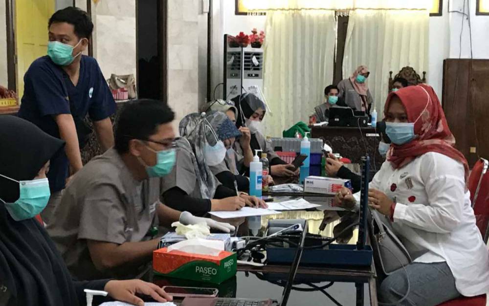 Anggota DPRD Kapuas dan Staf Sekretariat Jalani Vaksinasi Dosis Kedua