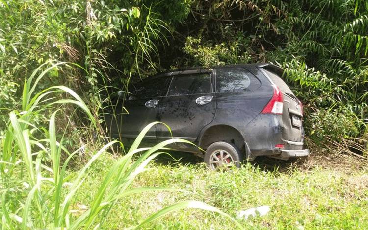Avanza dan Revo Tabrakan di Kasongan, Pengendara dan Penumpang Luka-luka