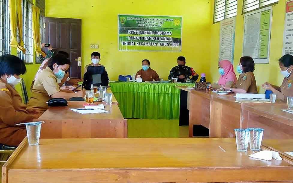 Camat Dusun Timur: Petani adalah Pahlawan saat Pandemi Covid-19
