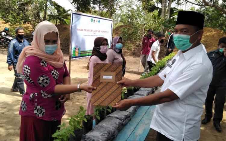 Bupati Sukamara Ajak Semua Pihak Dorong Perilaku Minim Sampah