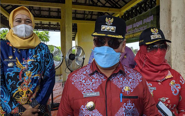 Pemkab Kotim akan Siapkan 3 Alat Berat Untuk Petani di 3 Kecamatan