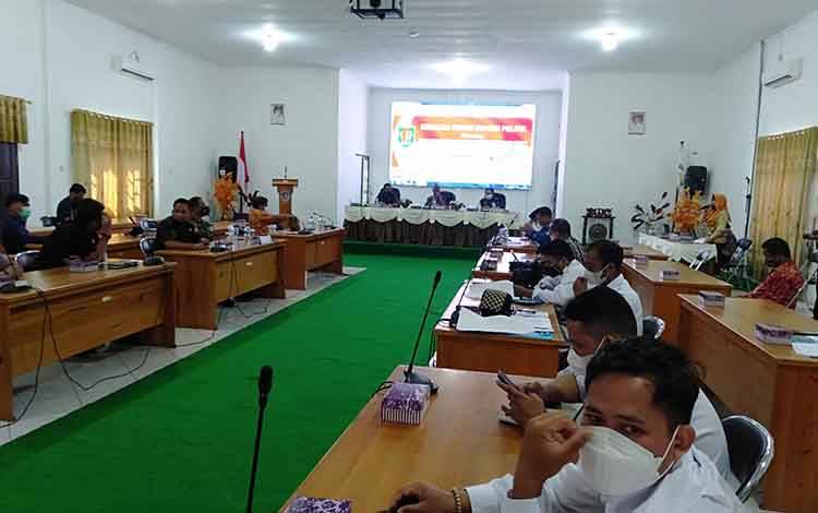 Badan Kesbangpol Katingan Gelar Forum Diskusi Politik Bantuan Keuangan Parpol