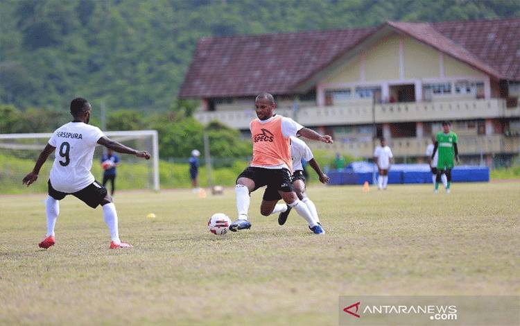 Pelatih Jacksen Tiago Harap Persipura Bermain Lebih Agresif dan Taktis