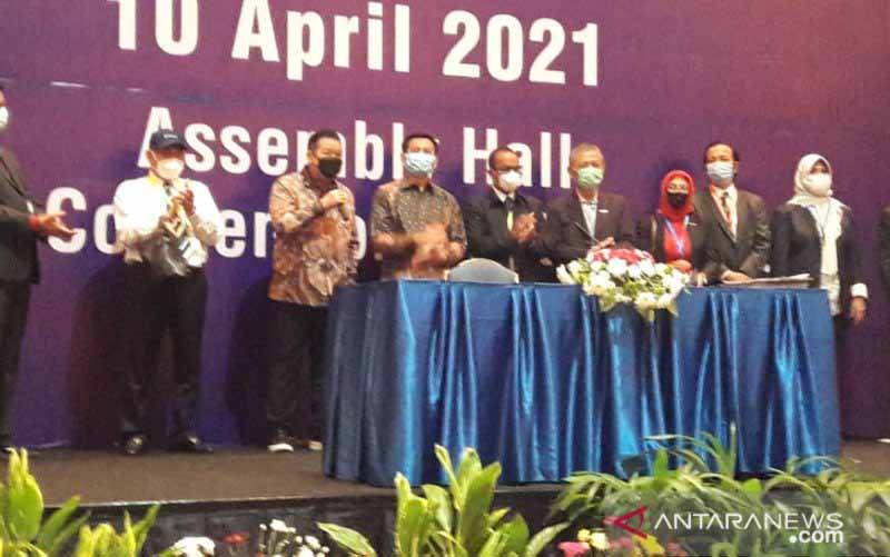 5.833 Peserta Ikut Ujian Profesi Advokat PERADI