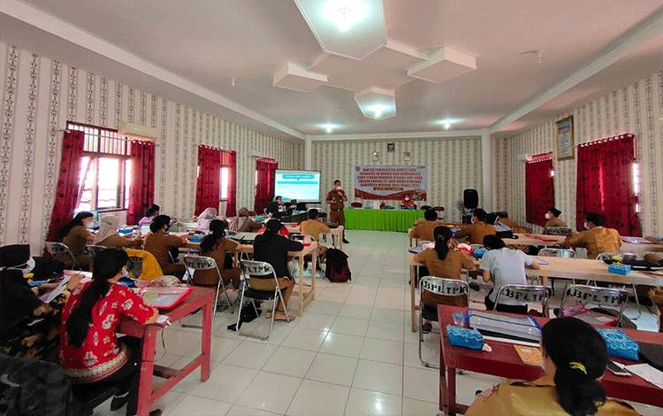 Guru Didorong Untuk Kembangkan Penguasaan Teknologi