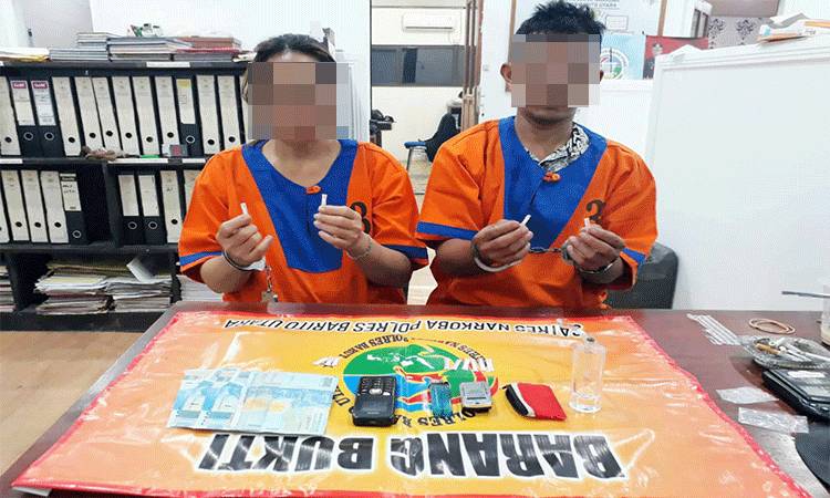Pasutri Edarkan Sabu di Hajak Diamankan Satresnarkoba