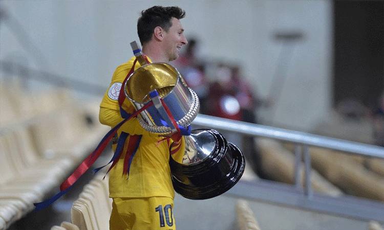Messi Cetak Sejarah, Kedua Terbanyak Peroleh Trofi