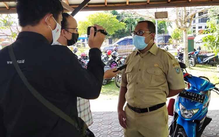 Ini Harapan Kepala SMPN 1 Kuala Pembuang Seusai Divaksinasi Covid-19