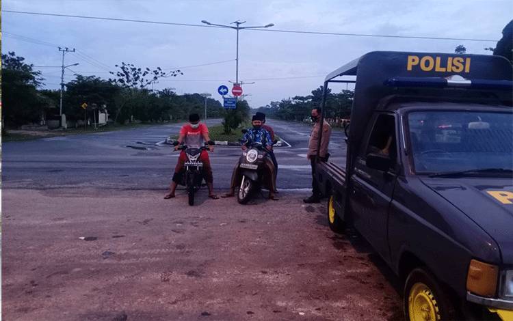 Polsek Katingan Hilir Patroli Hingga Subuh Antisipasi Balap Liar