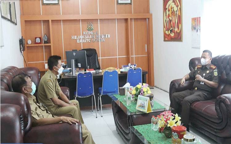 Bupati Barito Utara Kunjungi Kajari Barut untuk ini