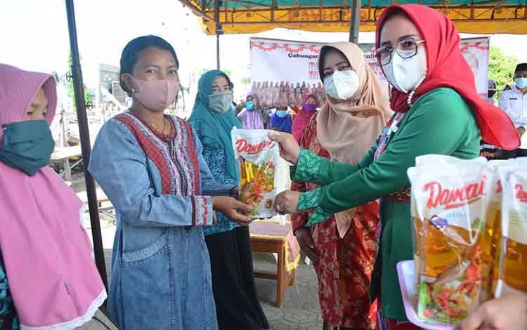 GOW Seruyan Gelar Pasar Murah Ramadan