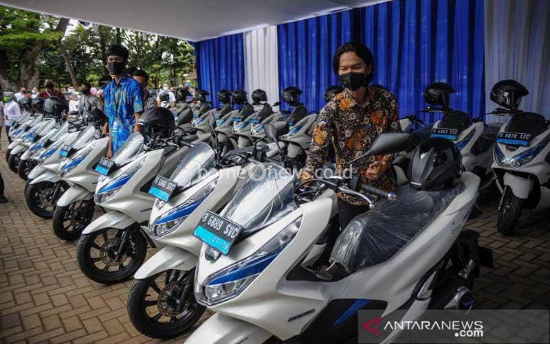 Pemerintah Targetkan 2 juta Sepeda Motor Listrik pada 2025