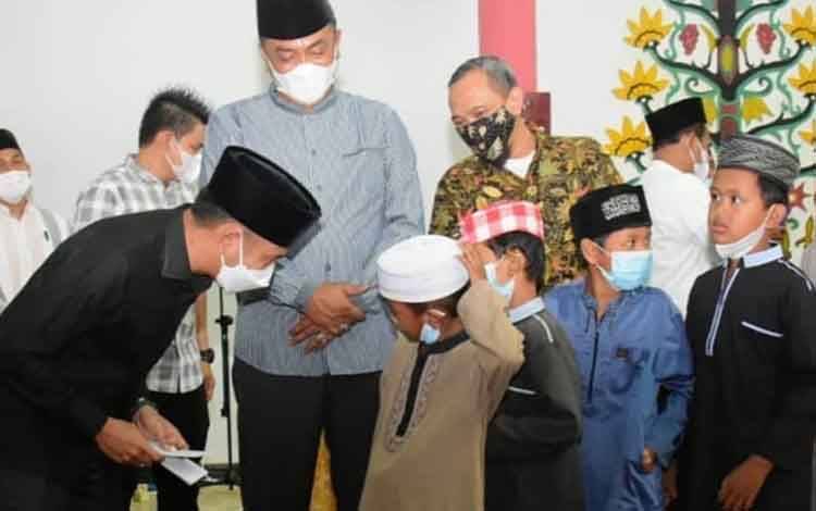 Pemko Palangka Raya Diminta Perbanyak Bantuan Sosial