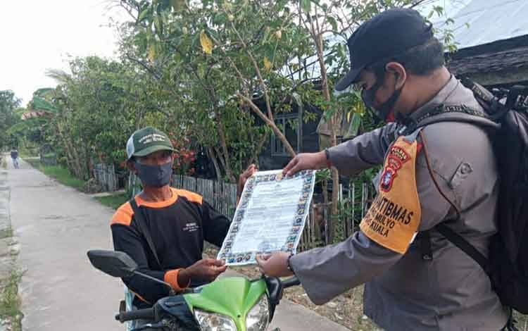 Polsek Kapuas Kuala Gencar Imbau Warga Cegah Karhutla