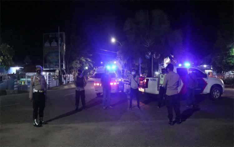 Polres Kapuas Rutin Patroli Cipta Kondisi Malam Hari