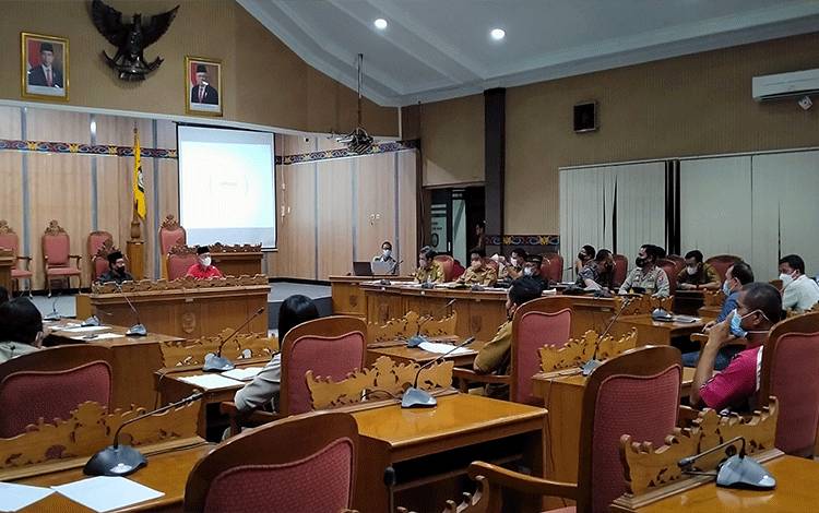 Legislator ini Tegaskan akan Pertahankan Lahan Transmigrasi yang Masuk HGU PT BSK