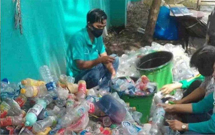 Warga Palangka Raya Bisa Jual Sampah, Ini Harga Terbarunya