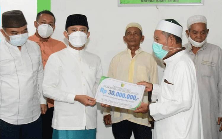 Wali Kota Palangka Raya Ajak Warga Perbanyak Sedekah Selama Ramadan