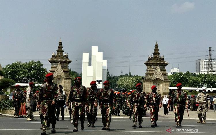 Upacara Militer Iringi Pemakaman Kabinda Papua di TMP Kalibata