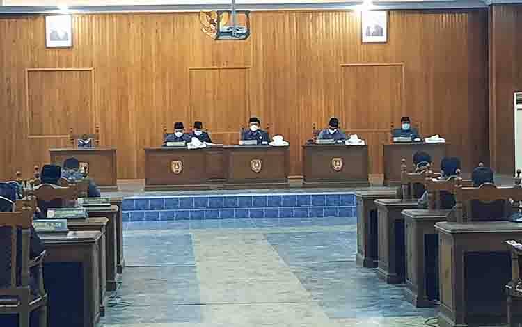 DPRD Kobar Rampungkan 8 Pembahasan Ranperda
