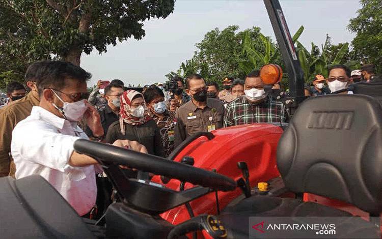 Mentan Pastikan Pupuk Subsidi untuk Musim Tanam Kedua Mencukupi