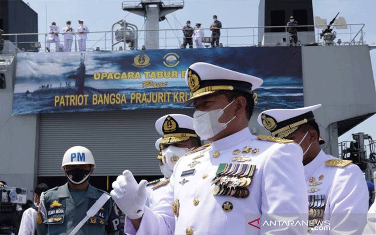 Kapal AL Singapura Baru Evakuasi Komponen Ringan KRI Nanggala-402