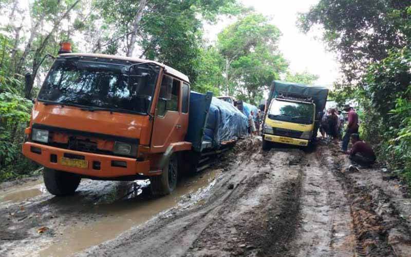 Legislator Kalteng Temukan Jalan Trans Kalimantan di Buntok - Kalahien Alami Kerusakan