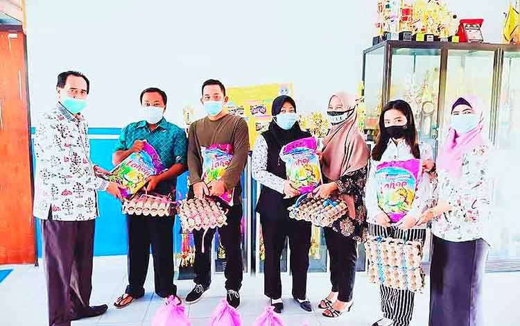 Peduli Berbagi Implementasi Penguatan Pendidikan Karakter