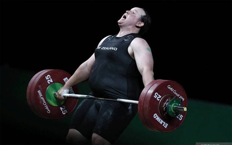 Laurel Hubbard Bakal Jadi Atlet Transgender Pertama di Olimpiade