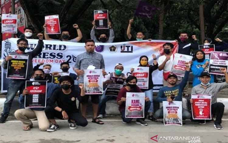 Forum Jurnalis Kendari Tuntut Penyelesaian Kasus Kekerasan Wartawan
