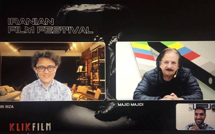 Riri Riza dan Majid Majidi di pembukaan Iranian Film Festival 2021 (ANTARA/HO)