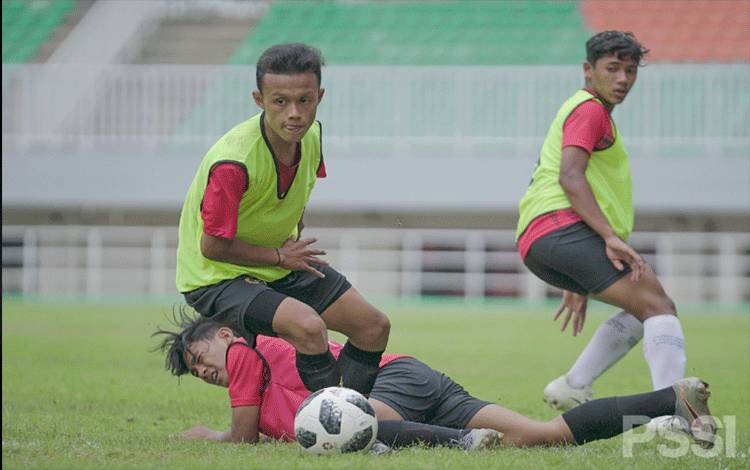 Para Pemain Garuda Select Antusias Hadapi Manchester City