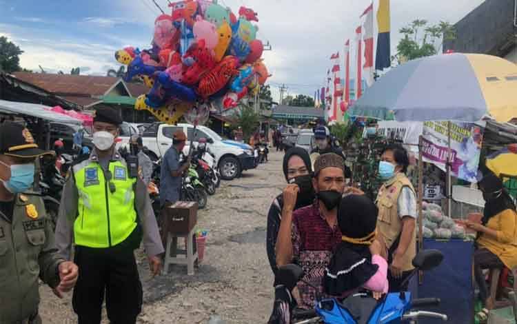 Satgas Covid-19 Palangka Raya Imbau Peziarah di TPU Muslim Tidak Berkerumun