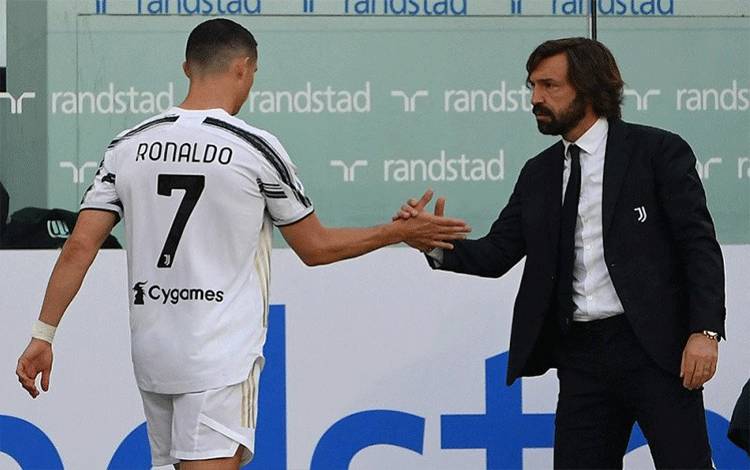 Pirlo Yakin Peluang Juve Finis 4 Besar Masih Ada