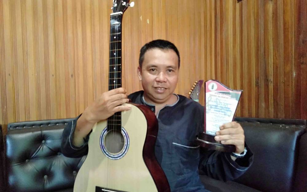 Masa Pandemi, Pencipta Lagu Dayak Asal Katingan Ini Mengaku Tetap Eksis