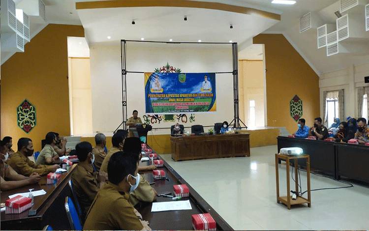 Pesan Bupati Pulang Pisau Kepada Kepala Desa Baru