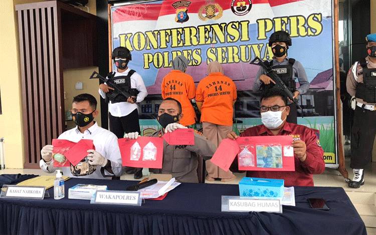 Jual Narkoba, Dua Ibu Rumah Tangga di Kuala Pembuang Diringkus Polisi ?
