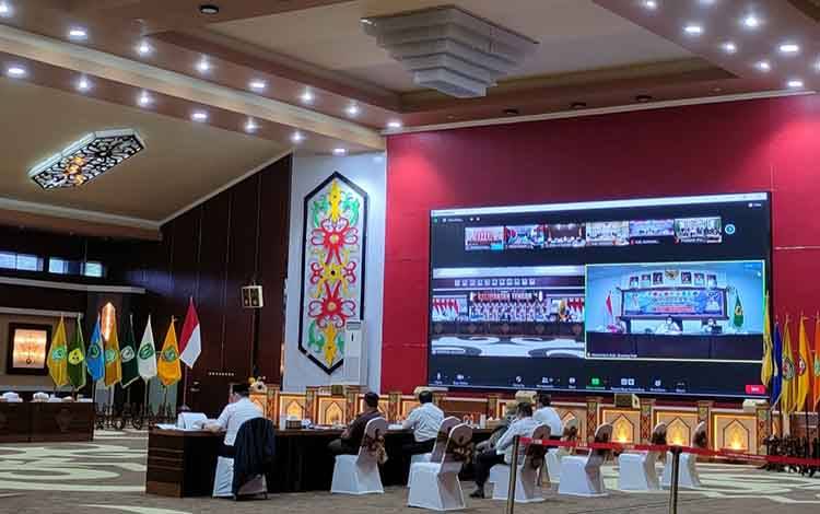 Gubernur Kalteng Evaluasi Penanganan Covid-19