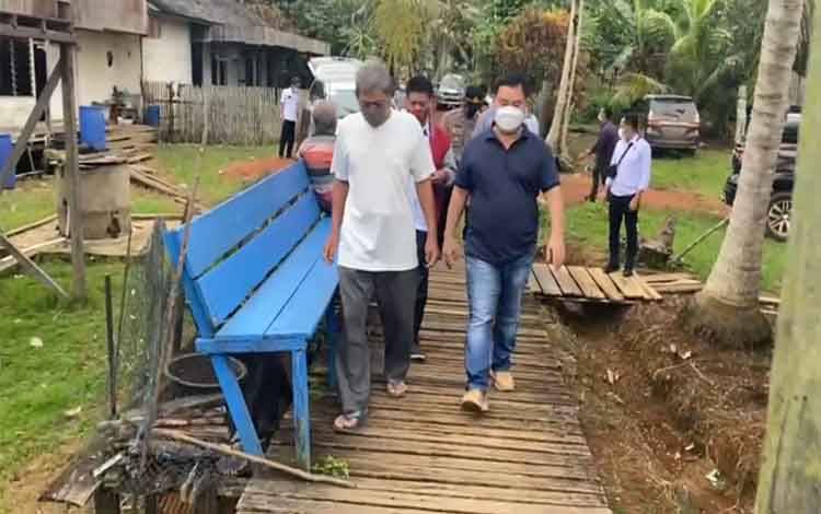 Sekolah di Dusun Runting Tada Hanya Miliki 1 Guru