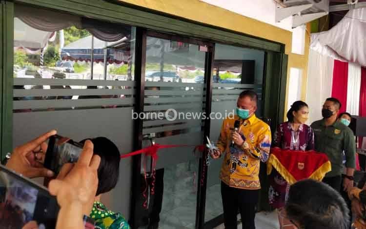 Ini Pesan Bupati Gunung Mas kepada Masyarakat Usai Meresmikan Bank Kalteng Capem Sepang