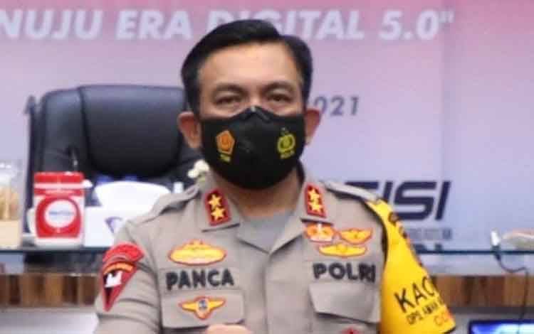 Tersangka Suap Vaksin COVID-19 Ilegal Diancam 20 Tahun Penjara