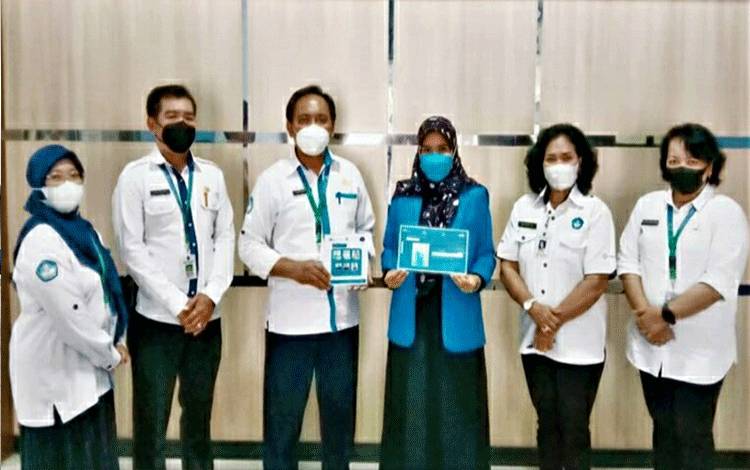 Guru di Kapuas Ini Raih Juara Tingkat Nasional Lomba Inovasi Karya Kategori PAUD
