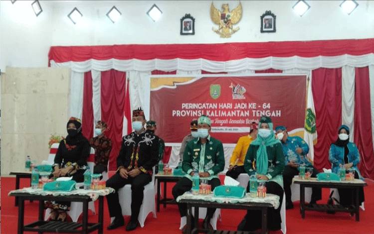 Pejabat Pemkab Sukamara Ikuti Apel Peringatan HUT ?Kalteng ke-64