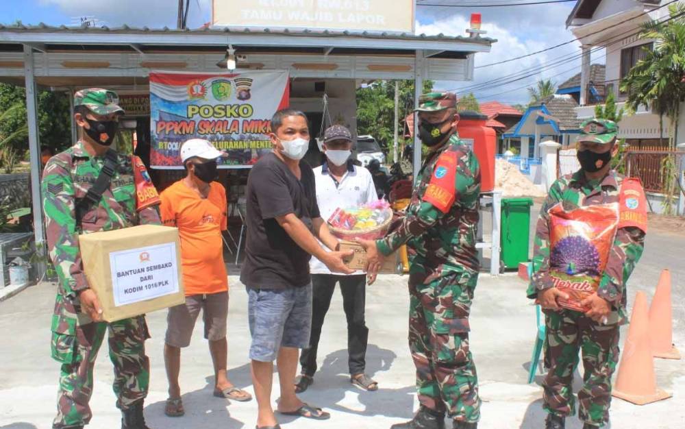Kodim 1016 Palangka Raya Beri Bantuan ke Posko PPKM Mikro