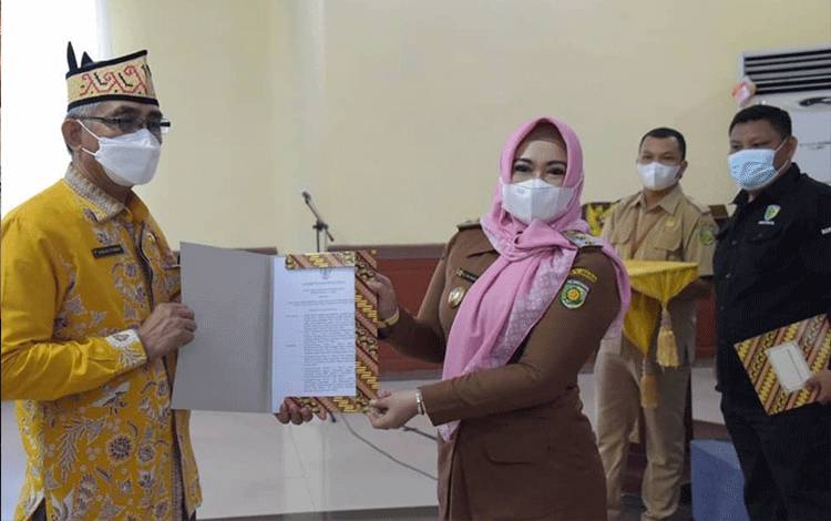 Wakil Wali Kota Palangka Raya Umi Mastikah seusai mengukuhkan Badan Promosi Pariwisata Daerah (BPPD).?
