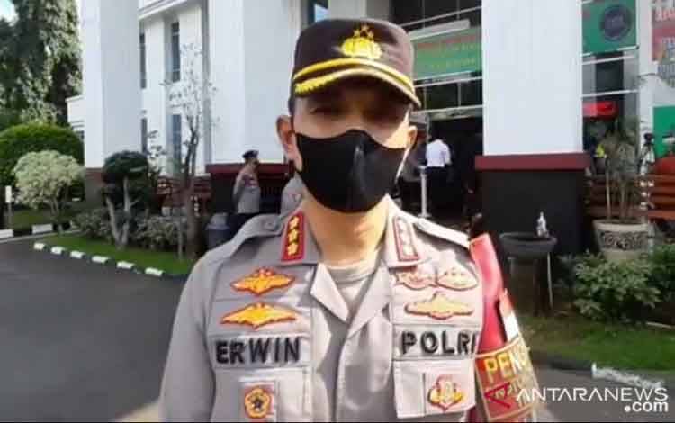Polrestro Jakarta Timur Amankan 21 Simpatisan Rizieq Shihab