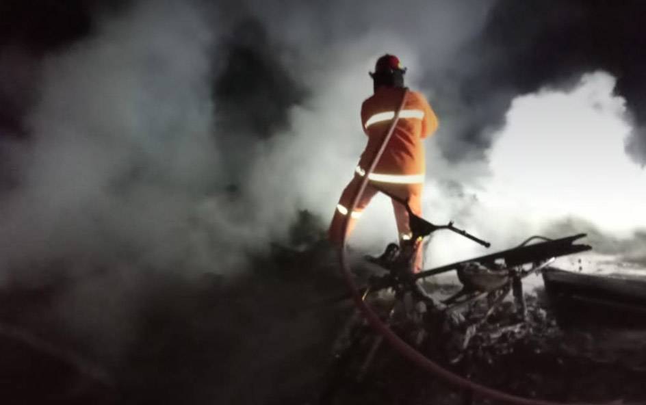1 Rumah di Desa Eka Bahurui Ludes Terbakar